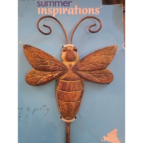 Queen Honey Bee Detail Cast Metal Artisan Large 8” Coat Towel Wall Hook - Picture 2 of 5